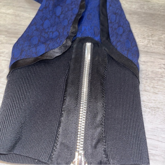 3.1 Phillip lim black/blue patterned silk trim joggers size 12 EUC - Picture 7 of 10